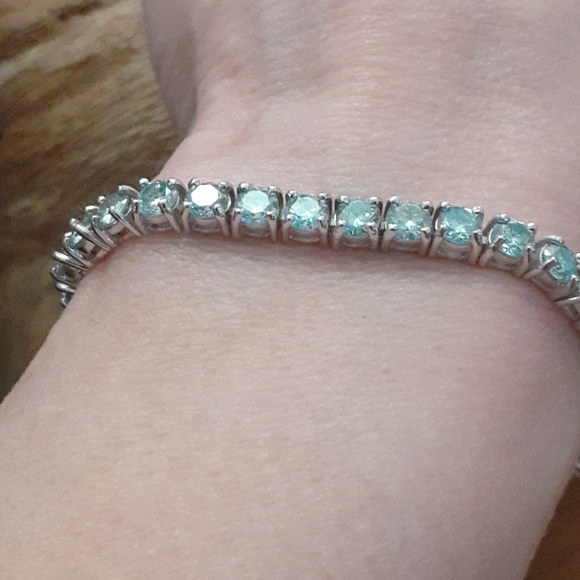 BLUE MOISSANITE TENNIS BRACELET - Picture 4 of 11